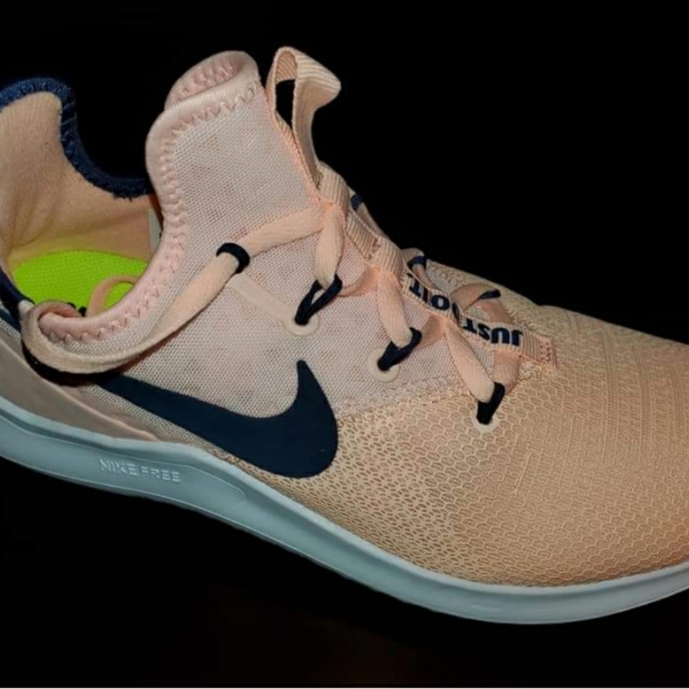 Nike Free TR 8